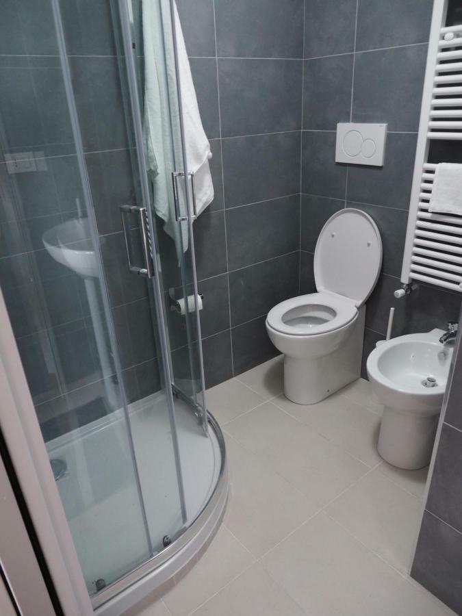 ואראצה Berzuaia Bed & Breakfast מראה חיצוני תמונה